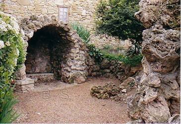 Rennes-le-Château, la grotte