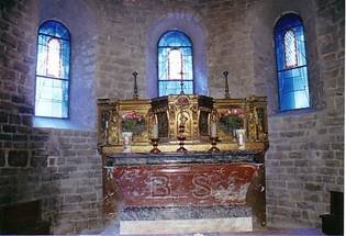 L'église d'Antugnac, l'autel