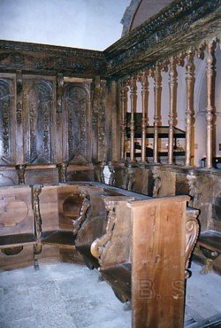 La chapelle Sainte Roseline - Les stalles